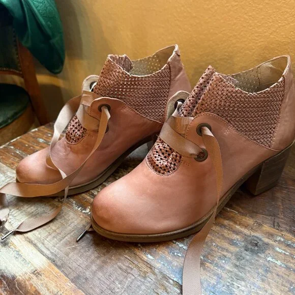 Sundance Casta Suede Rosa Boots Lace Up Block Heel Bootie - Sundance - Picture 3 of 6